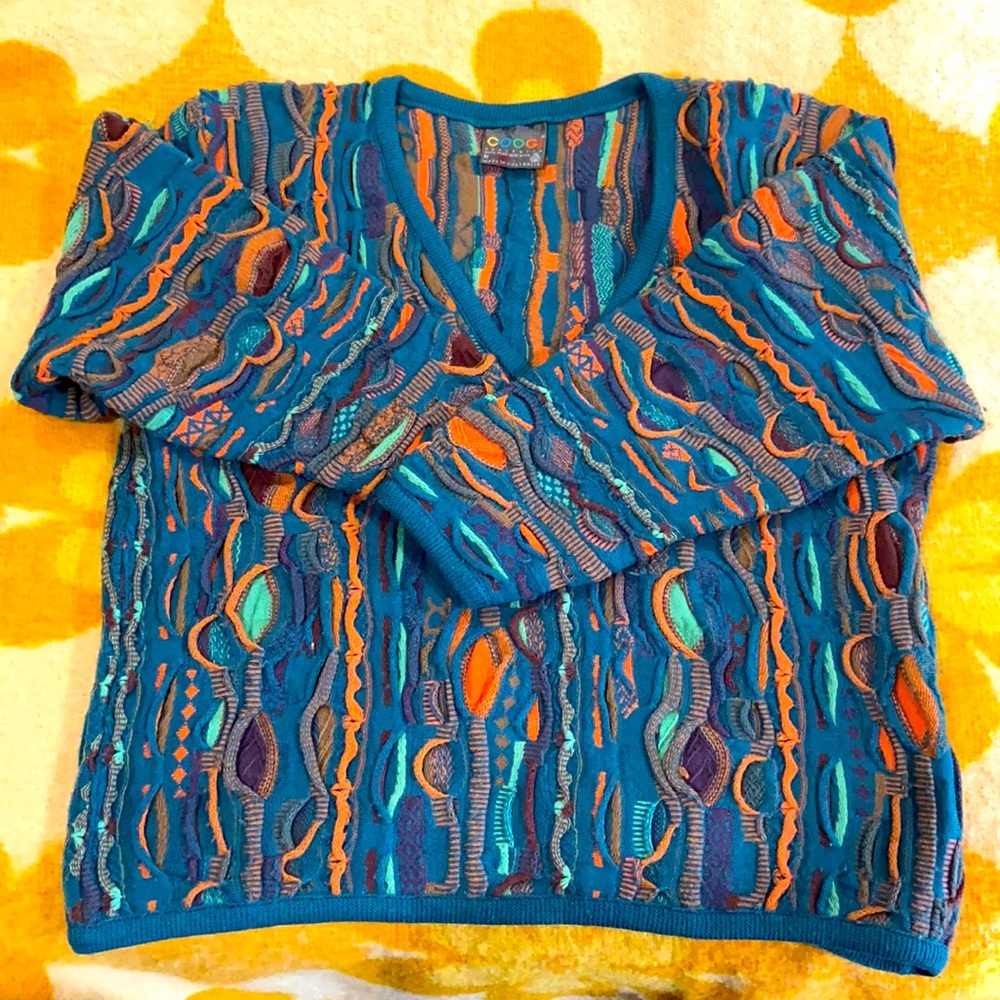 EUC Vintage Coogi new wool v-neck jumper